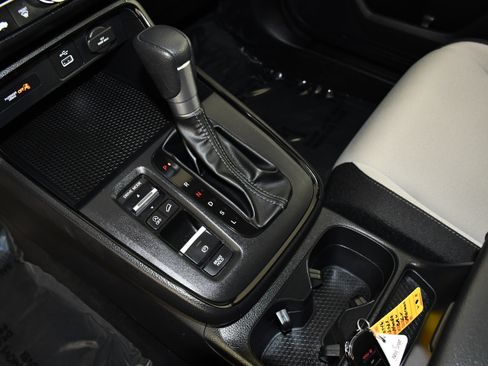 Certified 2025 Honda CR-V LX image 21