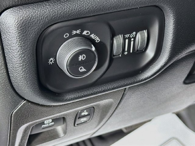 Used 2021 RAM 1500 Sport w/ Alpine Leather & Sound Group AWD/4WD image 10