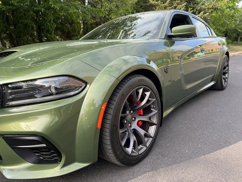 Used 2022 Dodge Charger SRT Hellcat w/ SRT Black Package RWD image 76
