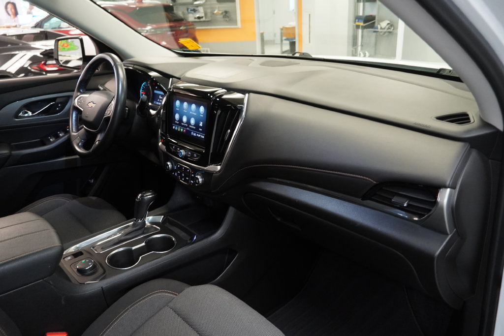 Used 2020 Chevrolet Traverse LT AWD/4WD image 29