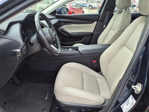 Used 2023 MAZDA MAZDA3 s image 17