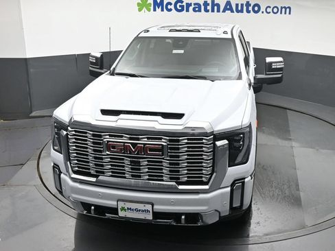 Used 2026 GMC Sierra 2500 Denali w/ Technology Package AWD/4WD image 30