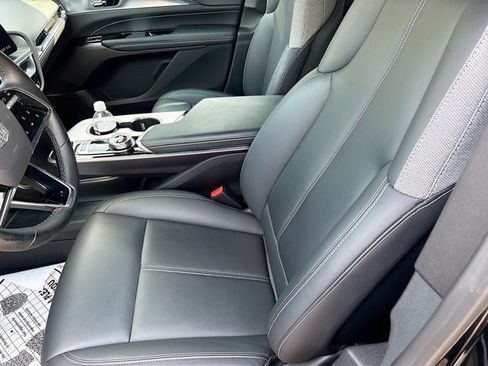 Certified 2024 Cadillac Lyriq Tech AWD/4WD image 18