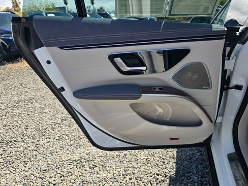 Used 2023 Mercedes-Benz EQS 450+ Sedan image 16