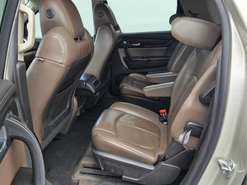 Used 2015 GMC Acadia SLT FWD image 10