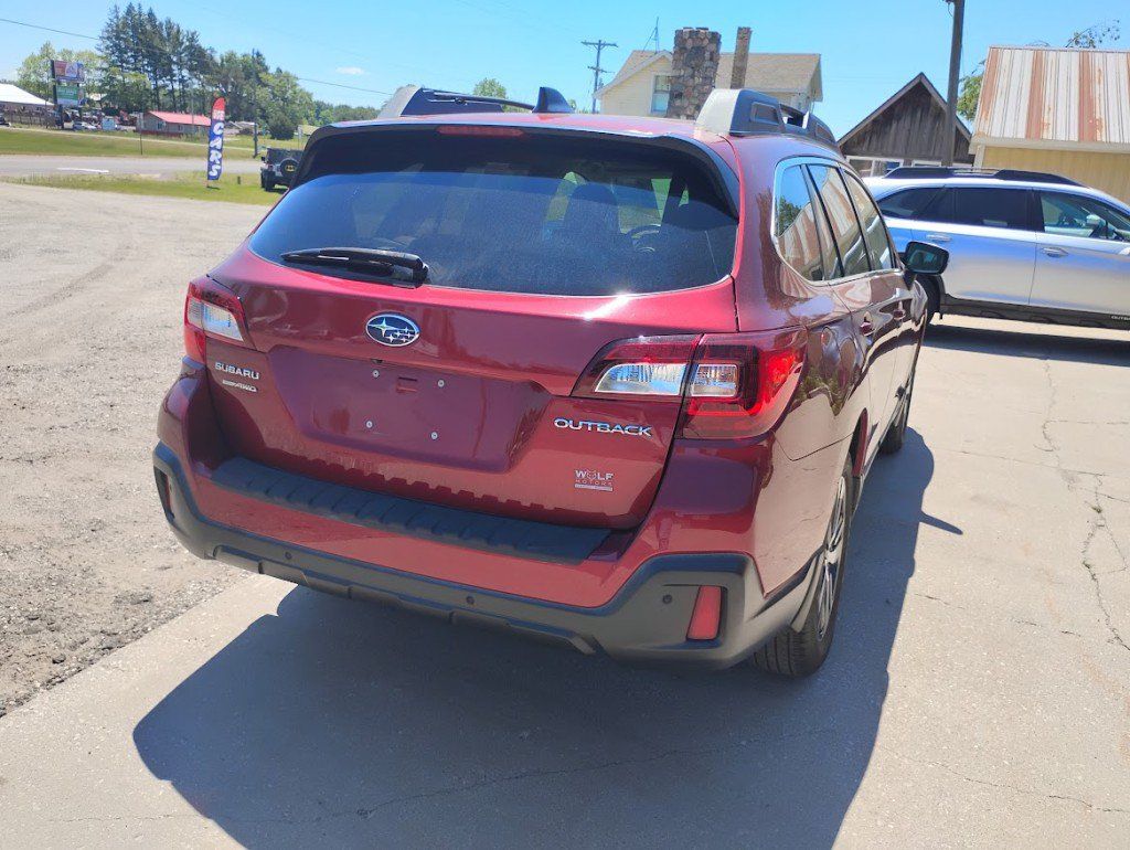 Used 2018 Subaru Outback 2.5i Limited AWD/4WD image 4