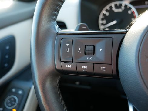 Certified 2022 Nissan Rogue SL w/ SL Premium Package image 26