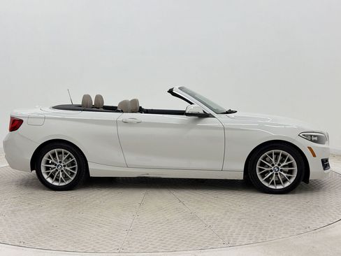 Used 2016 BMW 228i xDrive Convertible AWD/4WD image 8