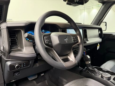 New 2025 Ford Bronco 4-Door w/ Sasquatch Package AWD/4WD image 11