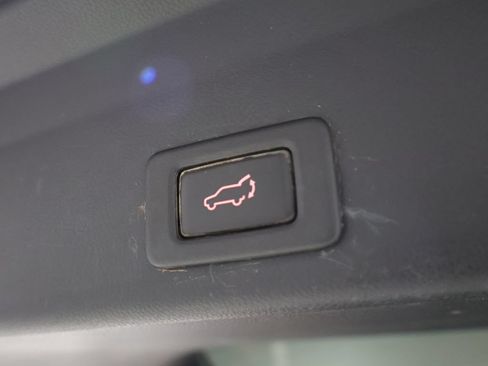 Used 2019 Subaru Ascent Touring w/ Popular Package #2A AWD/4WD image 22