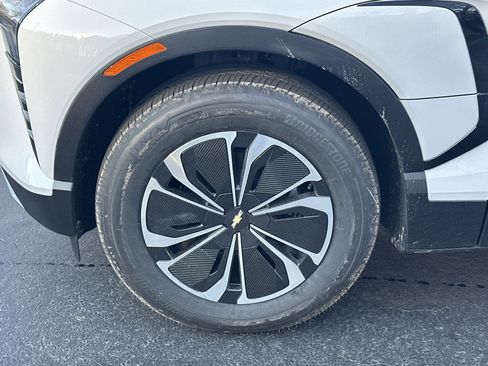 New 2026 Chevrolet Blazer EV LT image 13