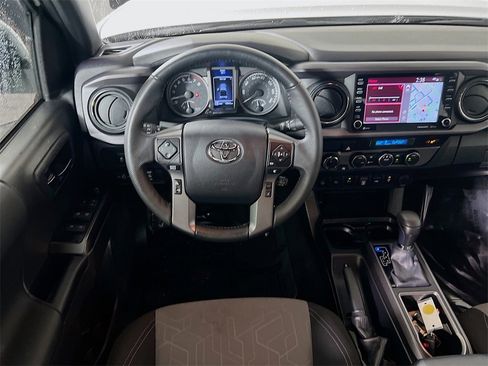 Certified 2023 Toyota Tacoma TRD Off-Road image 20