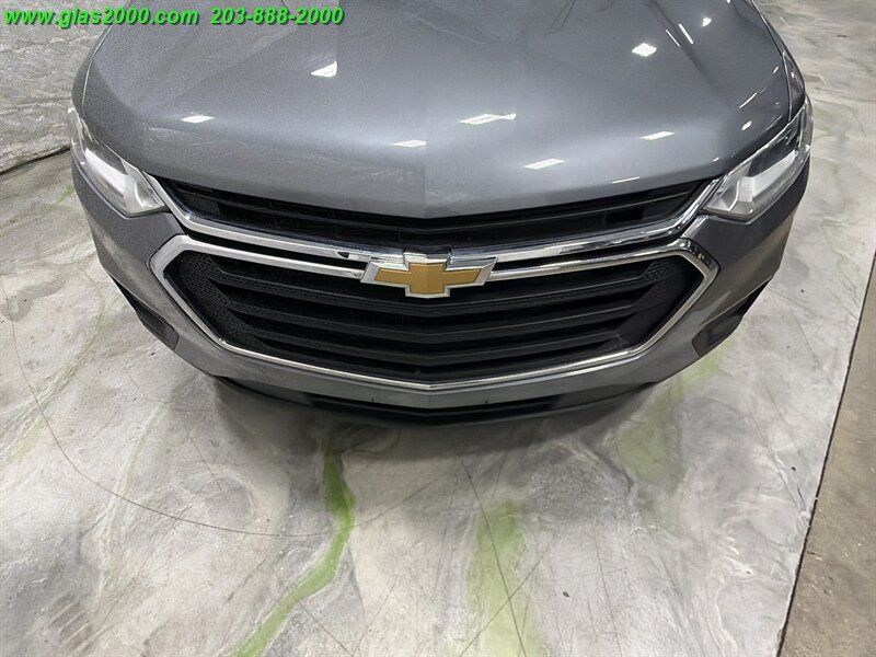 Used 2021 Chevrolet Traverse LS AWD/4WD image 18