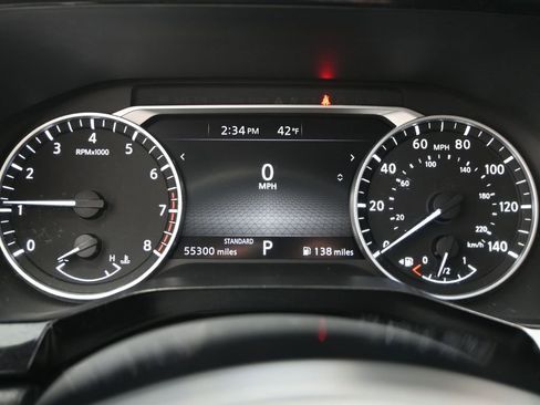 Used 2022 Nissan Pathfinder SV image 15