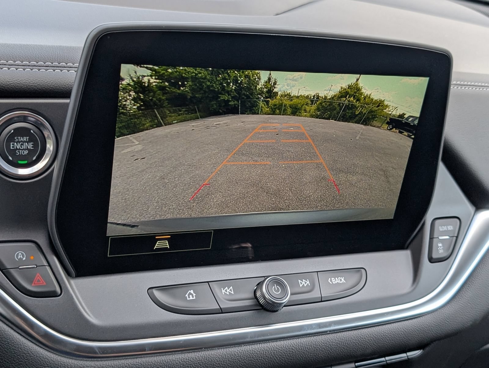 New 2026 Chevrolet Blazer LT w/ Convenience Package FWD image 10