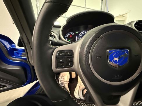 Used 2013 SRT Viper GTS w/ GTS Laguna Interior Pkg image 56