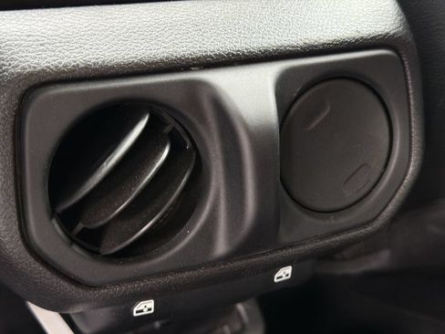 Used 2019 Jeep Wrangler Unlimited Rubicon w/ Safety Group AWD/4WD image 23