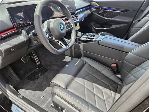 New 2027 BMW 550e xDrive w/ Executive Package AWD/4WD image 9