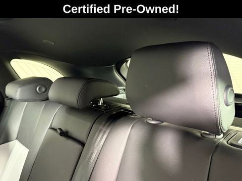 Certified 2026 Land Rover Range Rover Velar Dynamic SE AWD/4WD image 23