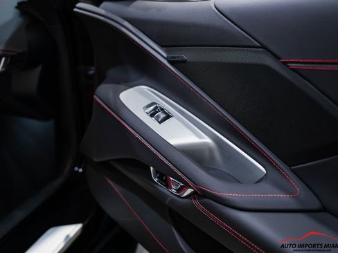 Used 2025 Chevrolet Corvette Z06 RWD image 51