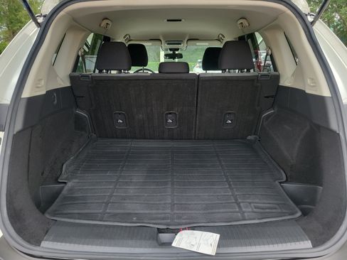 Certified 2021 Nissan Rogue SV FWD image 11