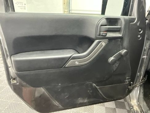 Used 2014 Jeep Wrangler Sport AWD/4WD image 10