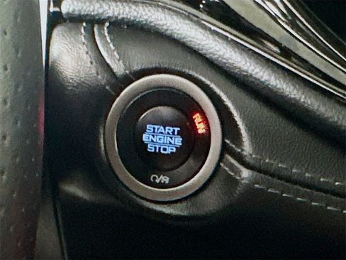 Used 2024 Dodge Durango SXT w/ SXT Blacktop Group image 28