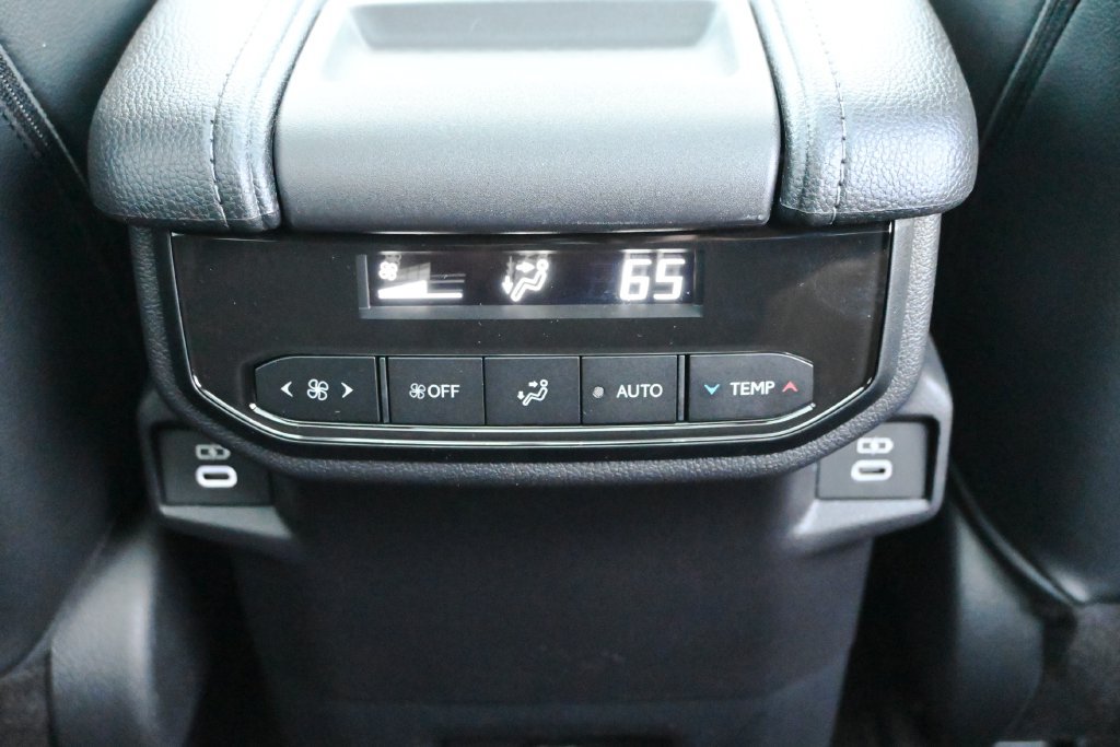 New 2026 Toyota Grand Highlander AWD Hybrid image 22