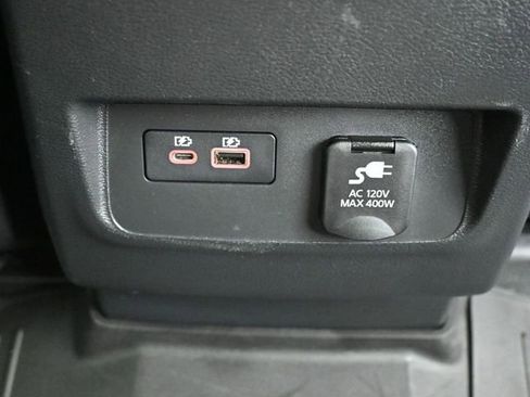 Used 2022 Nissan Frontier PRO-4X w/ Pro-4X Premium Package AWD/4WD image 15