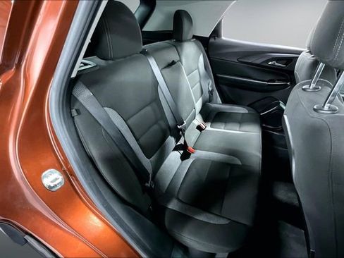 Used 2021 Chevrolet TrailBlazer LT image 24