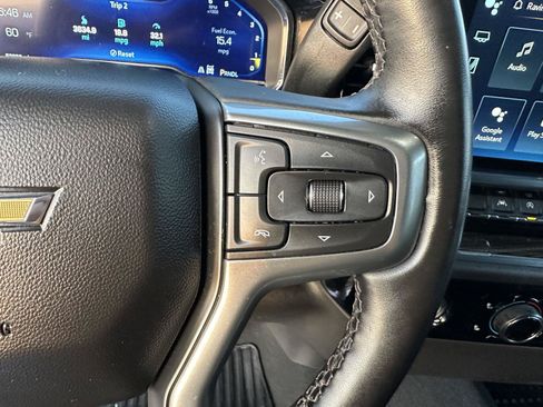 Used 2024 Chevrolet Silverado 1500 LT AWD/4WD image 25