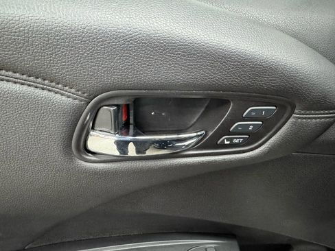 Used 2017 Acura RDX AWD w/ Advance Package image 22