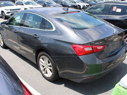 Used 2016 Chevrolet Malibu LT FWD image 5