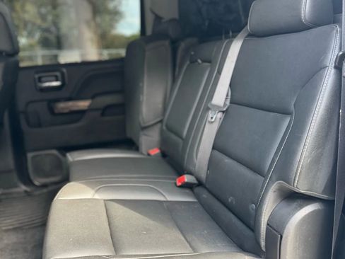 Used 2018 GMC Sierra 2500 SLT w/ Duramax Plus Package image 11