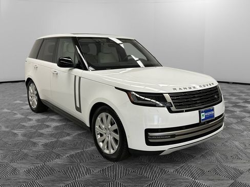 Used 2023 Land Rover Range Rover SE AWD/4WD image 7