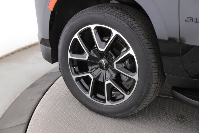 Used 2023 Chevrolet Suburban RST w/ Luxury Package AWD/4WD image 13