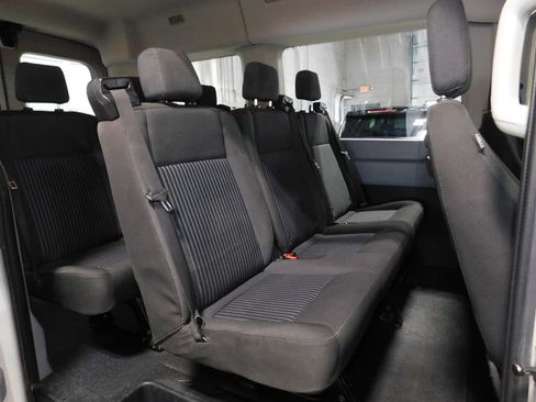 Used 2018 Ford Transit 150 XLT image 26