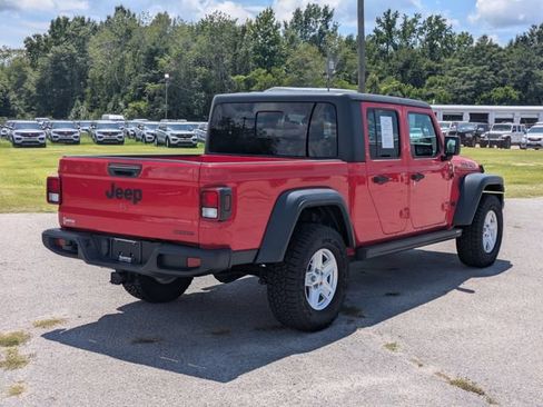 Used 2020 Jeep Gladiator Sport w/ Quick Order Package 24S AWD/4WD image 3