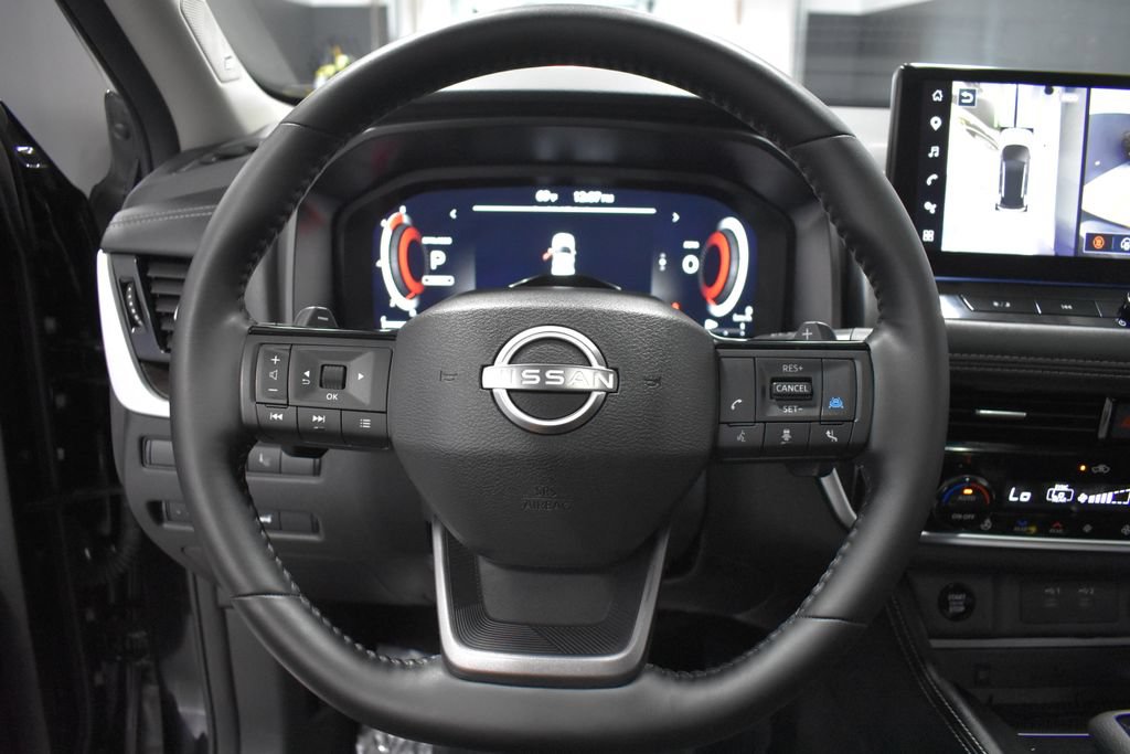 Certified 2026 Nissan Rogue Platinum w/ Tech Package AWD/4WD image 31
