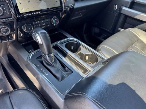 Used 2019 Ford F150 XLT w/ Equipment Group 302A Luxury AWD/4WD image 24