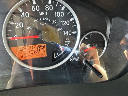 Used 2011 Nissan Pathfinder S AWD/4WD image 21