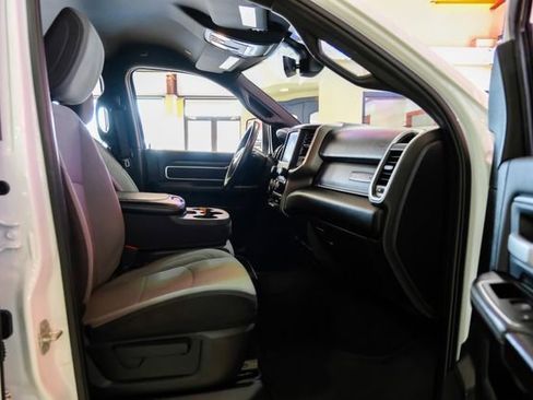 Used 2024 RAM 2500 Big Horn image 34