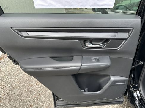 Used 2024 Honda CR-V EX image 12
