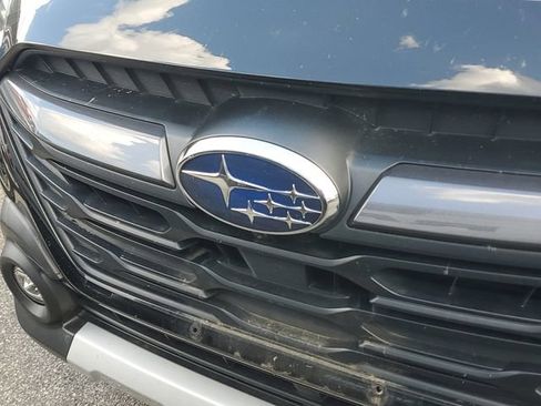 Used 2023 Subaru Outback Touring AWD/4WD image 4