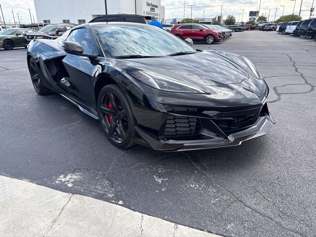 Used 2023 Chevrolet Corvette Z06 w/ Z07 Performance Package RWD image 10