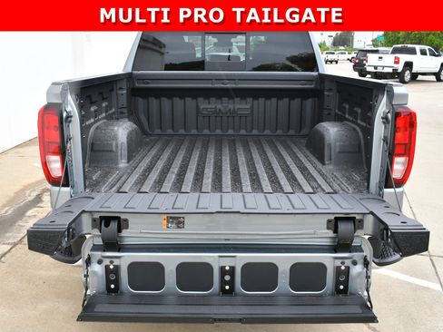 New 2026 GMC Sierra 1500 SLE w/ Preferred Package RWD image 8
