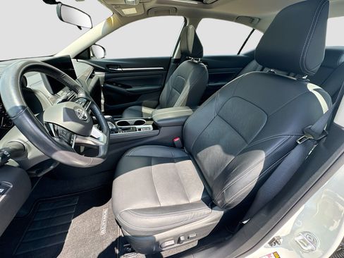 Used 2023 Nissan Altima 2.5 SL AWD/4WD image 21