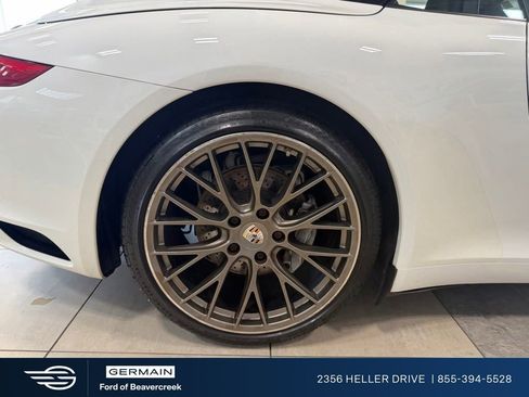 Used 2017 Porsche 911 Carrera RWD image 1
