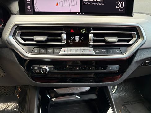 Used 2023 BMW X3 xDrive30i w/ Premium Package w/ZPA AWD/4WD image 30