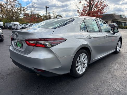 Used 2024 Toyota Camry LE image 8